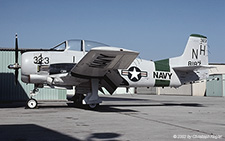 North American T-28C Trojan | N187GH | private  |  Former 138187 / NH-323 | KCMA 09.09.2000