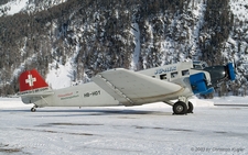 Casa 352 | HB-HOY | Ju-Air | SAMEDAN (LSZS/SMV) 08.02.2003