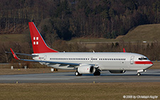 Boeing 737-86Q | HB-IIR | PrivatAir  |  Lining up runway 16 for its flight to Newark | Z&UUML;RICH (LSZH/ZRH) 13.03.2005