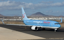 Boeing 737-8K5 | D-AHFK | Hapag-Lloyd | ARRECIFE-LANZAROTE (GCRR/ACE) 12.09.2006