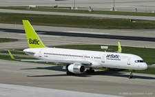 Boeing 757-256 | YL-BDC | Air Baltic | Z&UUML;RICH (LSZH/ZRH) 10.09.2009