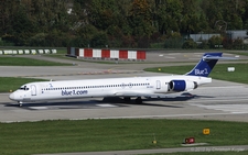 McDonnell Douglas MD-90-30 | OH-BLC | Blue1 | Z&UUML;RICH (LSZH/ZRH) 03.10.2010