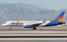 Boeing 757-204 | N902NV | Allegiant Air | LAS VEGAS MCCARRAN (KLAS/LAS) 20.10.2011