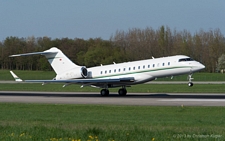 Bombardier BD.700 Global XRS | HB-JFY | untitled | BASLE (LFSB/BSL) 25.04.2013