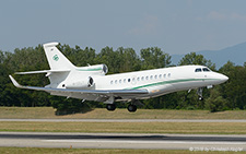 Dassault Falcon 7X | M-CELT | untitled (Execujet (UK)) | BASLE (LFSB/BSL) 07.07.2018