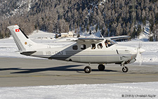 Cessna 210N Centurion | HB-CHJ | private | SAMEDAN (LSZS/SMV) 13.01.2018