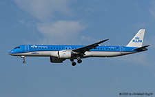 Embraer ERJ-195-E2 | PH-NXM | KLM Cityhopper  |  with 1700th e-jet sticker | Z&UUML;RICH (LSZH/ZRH) 26.07.2024
