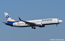 Boeing 737 MAX 8 | TC-SMA | SunExpress  |  This Boeing 737 had to make a go around and therefore I had 2 chances to make a picture. | Z&UUML;RICH (LSZH/ZRH) 08.02.2025