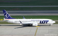 Boeing 737 MAX 8 | SP-LVS | LOT Polish Airlines  |  This Boeing 737 MAX of LOT Polish Airways was pictures just seconds before the cloud was covering the sun. | Z&UUML;RICH (LSZH/ZRH) 30.03.2025