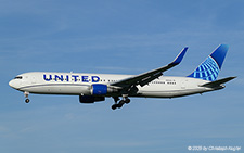 Boeing 767-322 | N665UA | United Airlines  |  This Boeing 767-300 of United Airlines is seen here operating flight UAL3 from Chicago to Zurich. The aircraft joined United Airlines' fleet on 27JUL1998. | Z&UUML;RICH (LSZH/ZRH) 30.05.2025