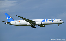 Boeing 787-9 | EC-OMC | Air Europa  |  This Boeing 787-9 of Air Europa was only delivered on 03MAY2025. It is seen here arriving from Madrid. | Z&UUML;RICH (LSZH/ZRH) 31.05.2025
