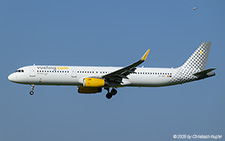 Airbus A321-231 | EC-MRF | Vueling Airlines  |  Vueling connects Barcelona with Zurich using either an Airbus A320 or - as here - an Airbus A321 aircraft. | Z&UUML;RICH (LSZH/ZRH) 12.06.2025
