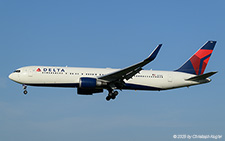 Boeing 767-332ER | N173DZ | Delta Air Lines  |  Delta Air Lines is operating a season connection between Zurich and Atlanta during the summer months using the Boeing 767-300 aircraft. Here N173DZ is seen arriving vrom Atlanta, approximatly 30minutes earlier than scheduled. | Z&UUML;RICH (LSZH/ZRH) 27.06.2025