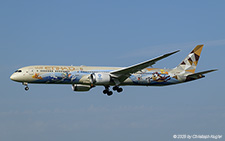 Boeing 787-10 | A6-BMA | Etihad Airways  |  This Boeing 787-10 of Etihad has Warner Bros cartoons painted on the fuselage. | Z&UUML;RICH (LSZH/ZRH) 15.08.2025