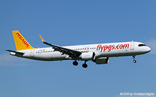 Airbus A321-251nx | TC-RBC | Pegasus Airlines  |  This Airbus A321neo of Pegasus Airlines is seen here approaching runway 14 in Zurich, thus completing flight PGT949 from Istanbul Sabiha Gokcen. | Z&UUML;RICH (LSZH/ZRH) 03.09.2025