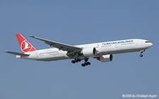 Boeing 777-3F2ER | TC-JJS | Turkish Airlines  |  This Boeing 777-300 from Turkish Airlines is arriving from Istanbul as flight THY2410. The flying time were a mere 0:54h. | ANTALYA (LTAI/AYT) 11.05.2025