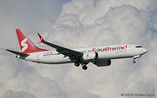 Boeing 737 MAX 8 | TC-GRJ | Southwind Airlines  |  This Boeing 737 MAX 8 is arriving in Antalya in front of heavy clouds former at the Taurus mountains.  | ANTALYA (LTAI/AYT) 13.05.2025