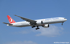 Boeing 777-3F2ER | TC-JJV | Turkish Airlines  |  Due to the high numbers of passengers, Turkish Airlines sometimes uses the Boeing 777-300 on the Istanbul to Antalya shuttle. | ANTALYA (LTAI/AYT) 13.05.2025